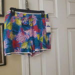 Kensie  FLORAL SHORTS Photo 1