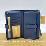 Michael Kors Large Double Zip Wallet Photo 5