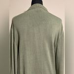 Roots EUC  Passport Green Pullover Longsleeve Top size medium Photo 5