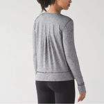 Lululemon 8 Rush Hour Long Sleeve Running Shirt in Spray Jacquard White Black Photo 2