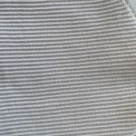 Aritzia Crop Top Photo 4