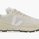 VEJA Women’s Dekkan Alveomesh Sneaker Photo 4