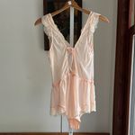Auden Peach Lace Photo 4