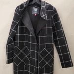 Vince Camuto M white and black plaid hooded coat Photo 0