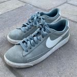 Nike Women’s Blazer Low SD Trainer Sneakers Photo 0