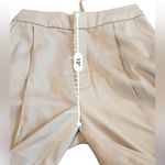 House Of CB  NWT Pleated Wide Leg Dress Pants Women’s Size XS Beige Cream High‎ Photo 9