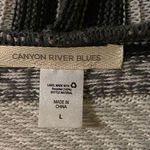 Canyon River Blues Sweater Photo 1