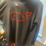 Vineyard Vines  edgartown t shirt hoodie size medium Photo 2