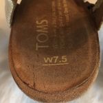 Toms  • Gold Woven Strap Heel Photo 3