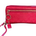 Coach Authentic Vintage  Signature Wallet Photo 0