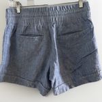 Athleta Women’s  Chambray Linen Blue Shorts Size 4 Lightweight Outdoor Beach Photo 1