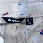 Lands' End  Beach Shorts Womens 16W White Mid Rise Pockets Pull On Elastic Summer‎ Photo 3