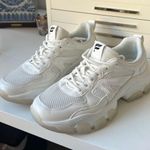 Fabletics Sneakers Photo 1