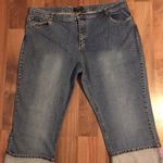 IZOD Jeans Women’s Denim Capri Pants Size 22W Photo 0