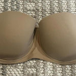 SKIMS  Fits Everybody Strapless Bra Photo 0