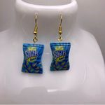 Cute Bugles Chip Bag Earrings Blue Photo 1