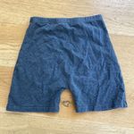 Brandy Melville - Basic Stretch Shorts in Dark Grey Photo 2