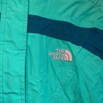 The North Face Women’s two tone green raincoat jacket hood M pockets full zipper Photo 3