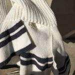 Chelsea28  knit sweater 1 Photo 3