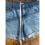 Old Navy  Women's‎ Denim Jean Whiskering Rolled Hem Mom Shorts Blue 8 Photo 4