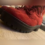 Rouge size 6 red velvet side zip lace front lug sole comfy ankle boots EUC Photo 5