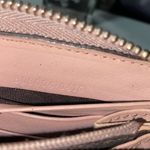 Gucci Authentic SOHO Interlocking G Patent Leather Zippy Wallet Photo 10