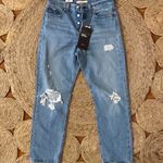 Levi's Wedgie Straight Distressed Photo 2