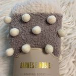 Barnes & Noble Reading with Faux Sherpa Lining Socks brand new Photo 2
