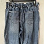 American Eagle Wide Leg Crop Jeans Women's Size 8XLong Medium Wash Elastic Waist Photo 3