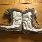 The North Face  icepick quilted boots white down 6.5 Photo 2