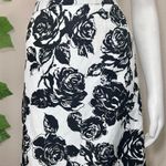 White House | Black Market  Rose Pencil Silk Skirt New Photo 3