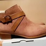 Life Stride Booties NWT sold with box Photo 0