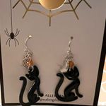 Nwot cute little black cat earrings! Black Photo 3