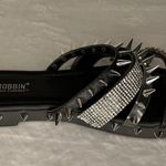 Cape Robbin XTREME SLIDES Silver Metal with spikes and rhinestones BLACK Size 6 Photo 5
