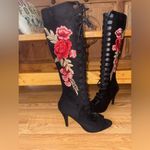 Wild Diva  Black Lace-Up Knee-High Boots with red Floral Embroidery size 10 suede Photo 2