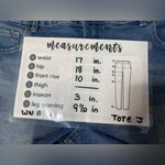 Rue 21  mid rise cut off shortie, light distressing size 16‎ Photo 6