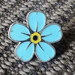 VTG Blue Enamel Forget Me Not Flower Hat Cap Tie Lapel Pin Pinback Brooch Badge Photo 0