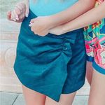 DO+BE  black skort fits like M Photo 0