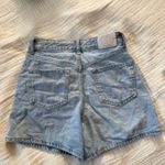 Berksha Bershka Denim Shorts High-Rise light wash size 4 Photo 1