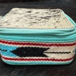 Cowhide Jewelry Travel Case Blue Photo 0