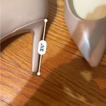 Nine West  Etta women’s leather high heels beige leather size 8 Photo 6