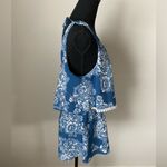 Moon Kiss  Blue/White Floral Romper Size Small Like New Photo 3