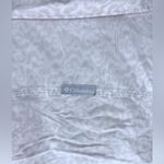 COLUMBIA SPORTSWEAR Women’s Casual Minimalist Patterned Button Down Shirt White Size M Photo 4