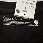 Selena Gomez  Black Tee with Pink Graphic Size L Photo 3