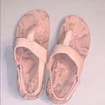 Vionic NWOT  Tala Pink Snake Print Foam Velcro Slingback T Sandals 8 Sporty Photo 6