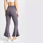 Free People  Movement Starlight Pant Legging Stretch Ruffle Crop Hem Small SP Photo 2