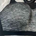 Victoria Sport Incredible Lightweight Max Bra 38DDD/F85 Gray Black Activewear Photo 8