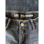 Lee Modern Series Total Freedom Dark Wash Straight Leg Stretch Jeans Sz 8 Photo 3