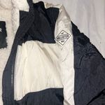 Hollister Windbreaker coat Photo 4