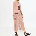 Urban Outfitters  Eyeshadow Pleated Blush Lightweight Jacket Size XL Photo 1